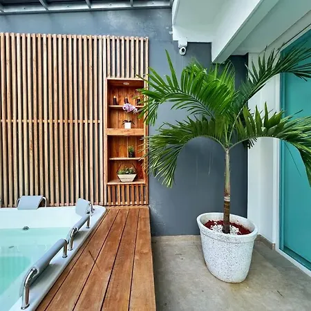 Hotel Lujosa Casa Con Jacuzzi Castillogrande 4*